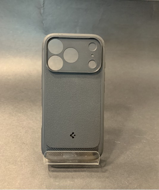 Spigen Rugged Armor Кейс за iPhone 17 Pro