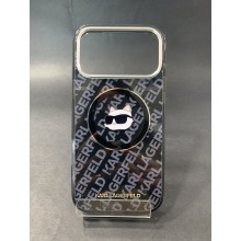 Съвместим с MagSafe аксесоари.